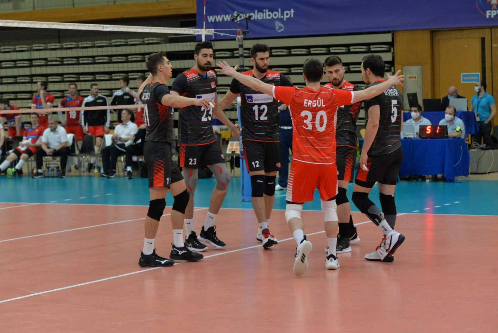 Filenin Efeleri, Rusya'yı devirdi! Maç sonucu: 3-1